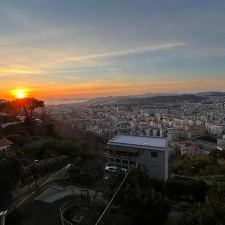 Domus Marisa A Posillipo *