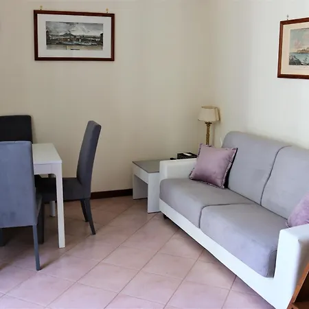 Domus Marisa A Posillipo * Napoli