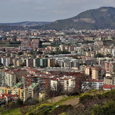 Domus Marisa A Posillipo *